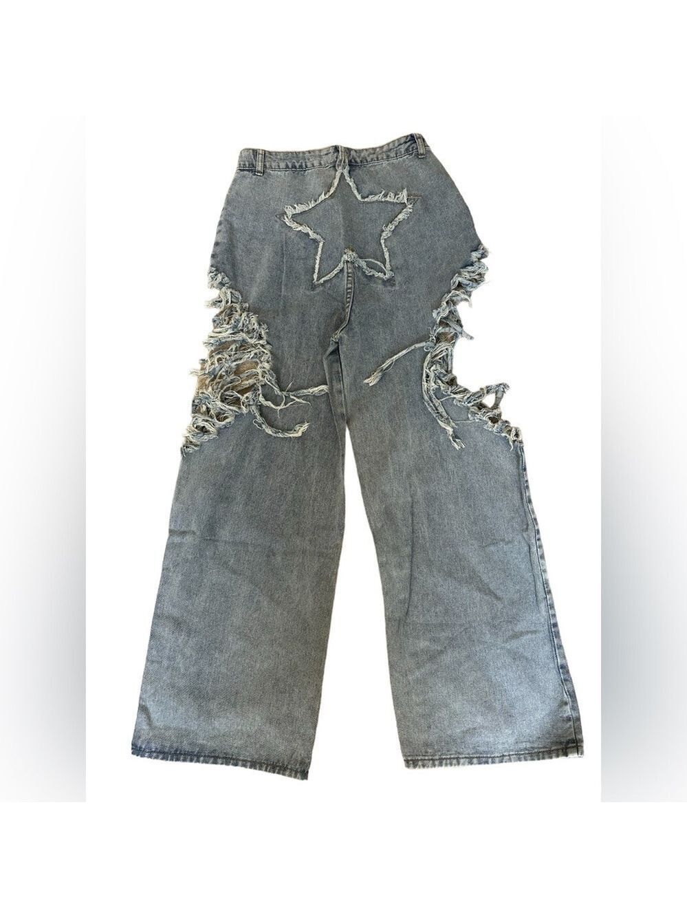 Love highlight denim flare star detail on rear and side cutouts with fringe L
